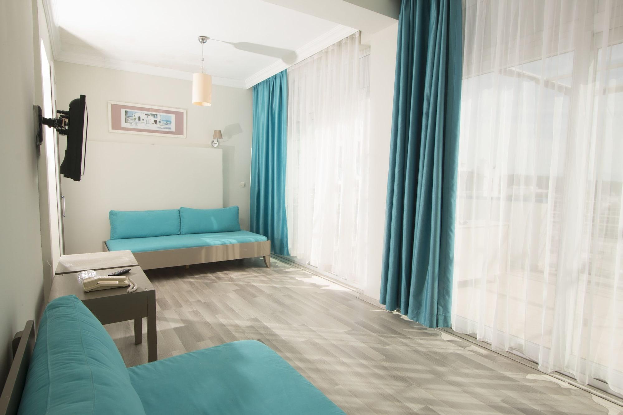 גומבט Sky Vela Hotel & Suites מראה חיצוני תמונה