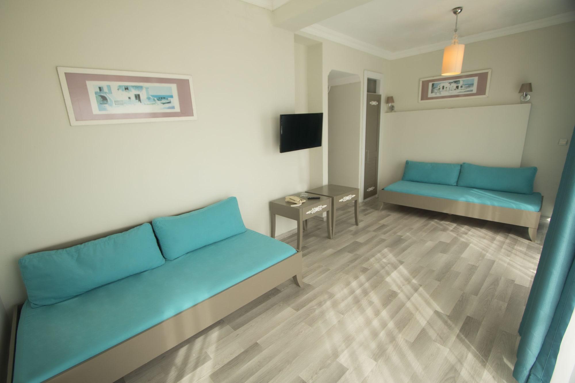 גומבט Sky Vela Hotel & Suites מראה חיצוני תמונה