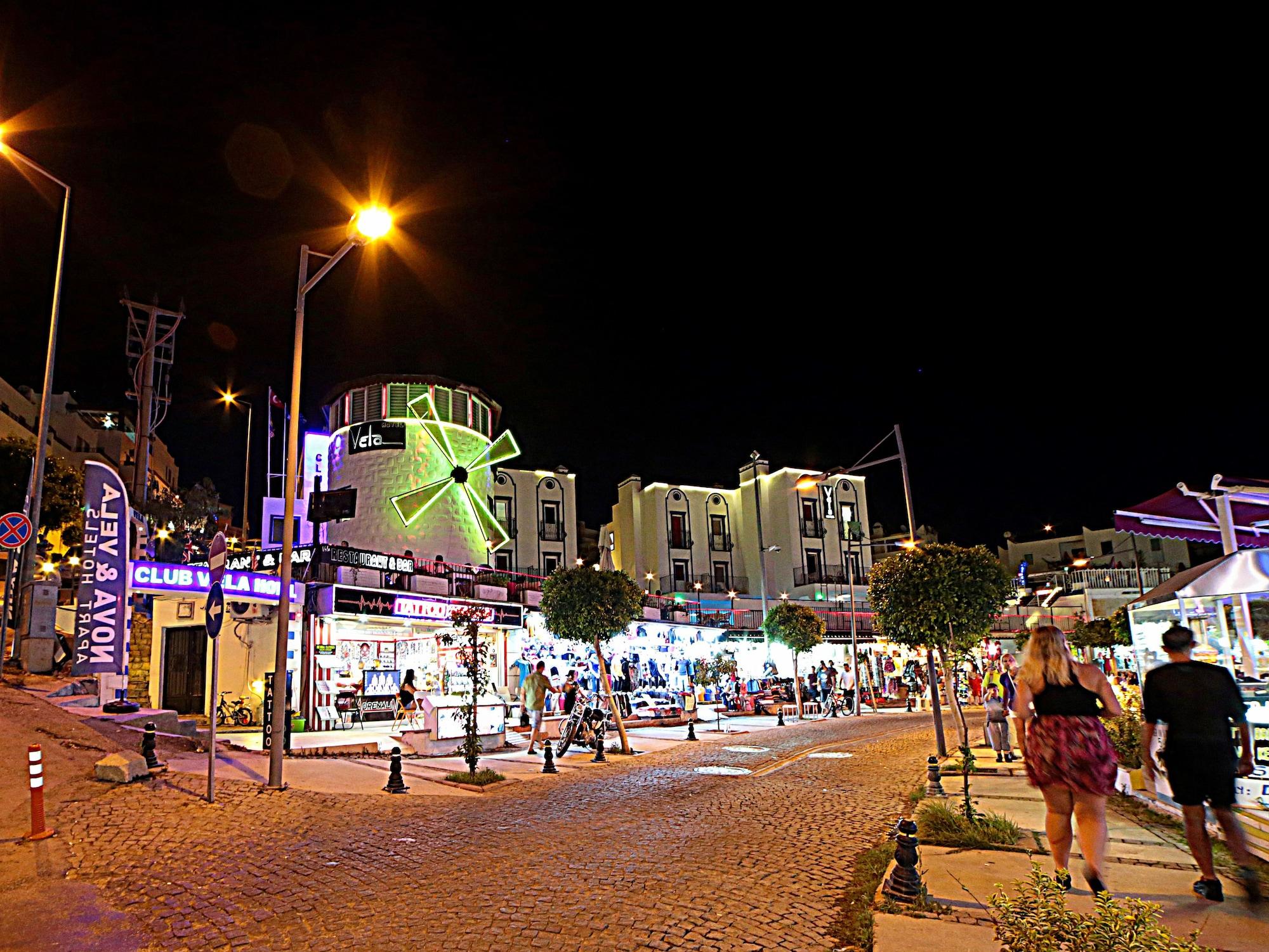 גומבט Sky Vela Hotel & Suites מראה חיצוני תמונה