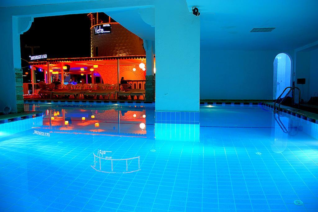 גומבט Sky Vela Hotel & Suites מראה חיצוני תמונה