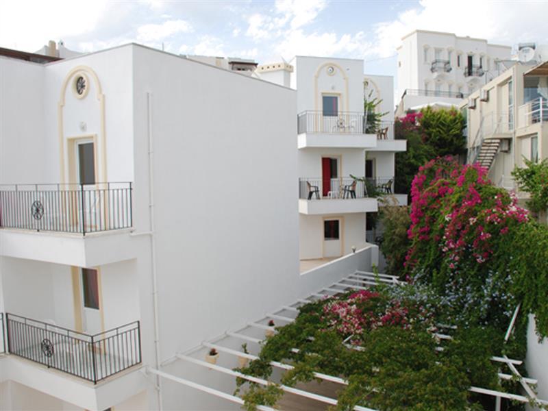 גומבט Sky Vela Hotel & Suites מראה חיצוני תמונה