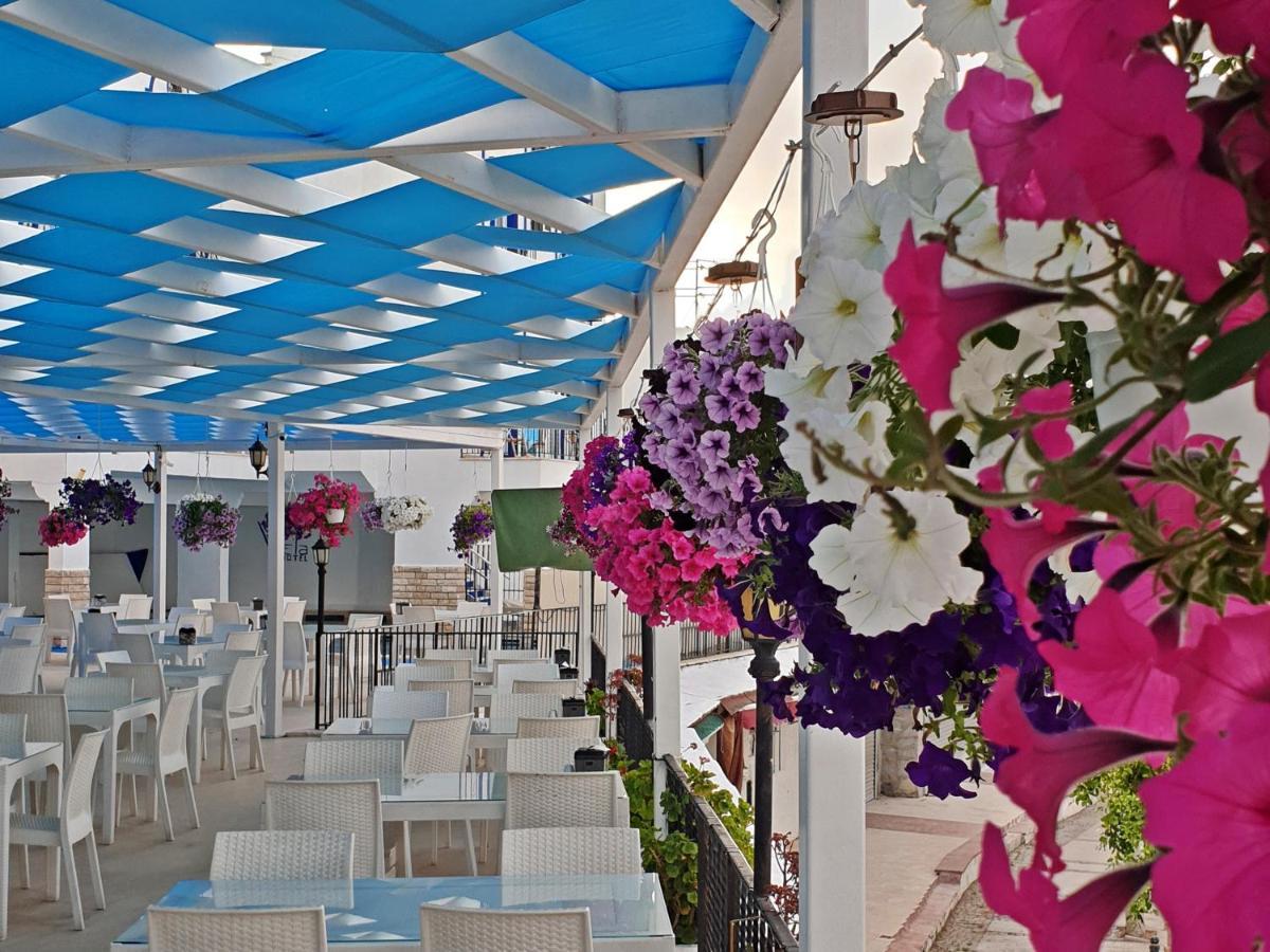 גומבט Sky Vela Hotel & Suites מראה חיצוני תמונה