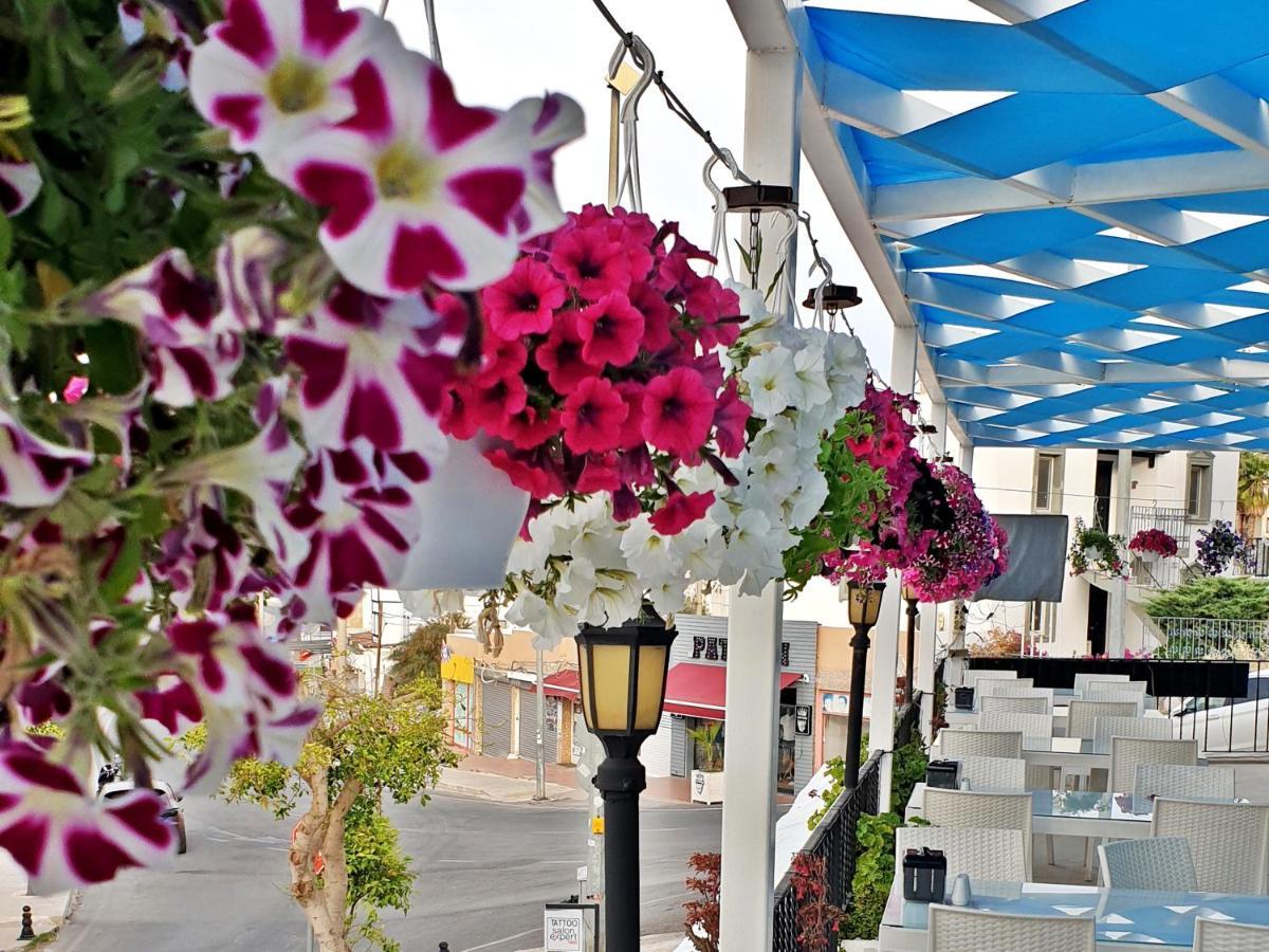גומבט Sky Vela Hotel & Suites מראה חיצוני תמונה